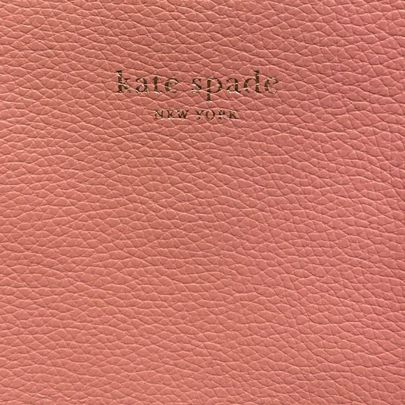 KATE SPADE BAG - GENTLY USED - Picture 2 of 3